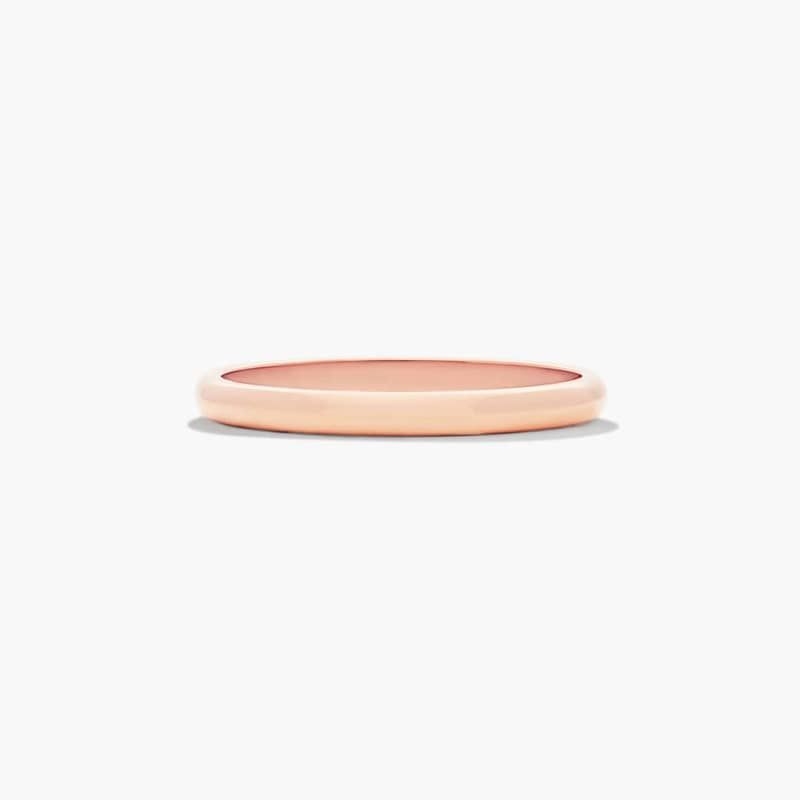 This remarkable 2mm band maintains a truly traditional straight inside and original profile.
*Please note: This item cannot be engraved.