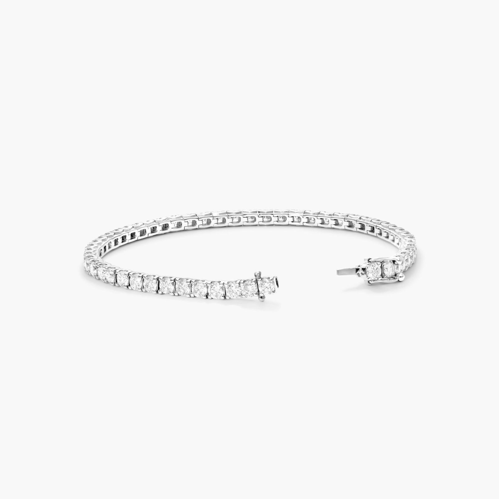 14K White Gold Diamond Tennis Bracelet (6 CTW) Image-1