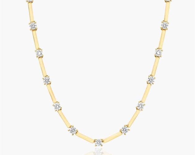 Diamond high quality Dash Necklace - retail $80