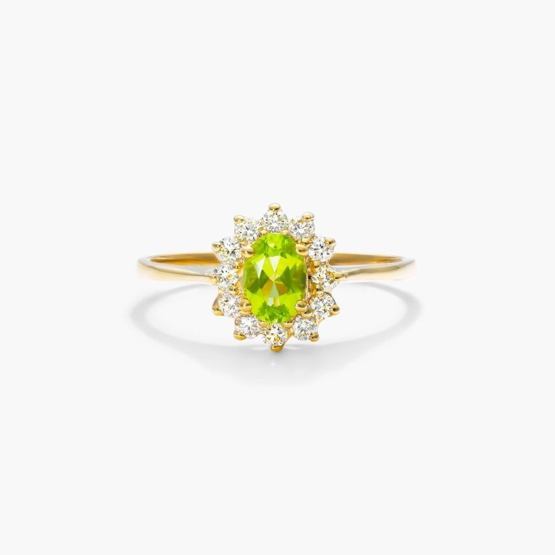14K Yellow Gold Oval Halo Peridot and Diamond Ring (6.0x4.0mm)