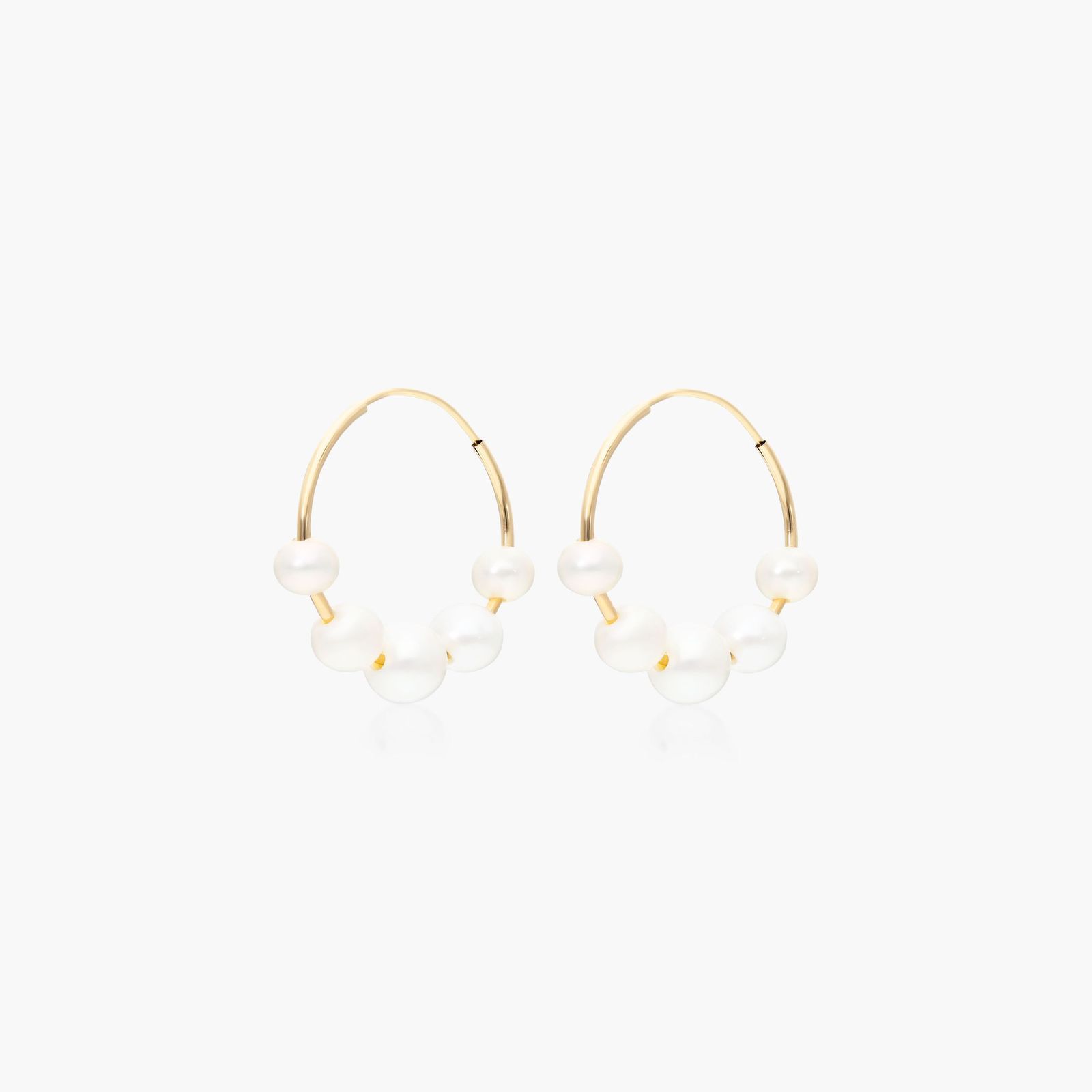 14K Yellow Gold Graduated Freshwater Cultured Pearl Hoop Earrings (4.0-6.5mm) Image-1