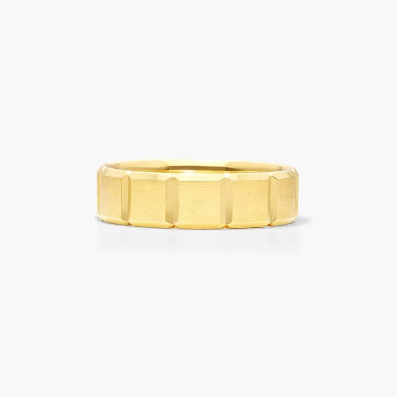 This sleek block pattern design features a smooth satin finish and high polished grooves and beveled edges.
