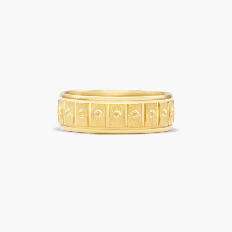 This ring features satin finished blocks with diamond shaped carvings in each block. The high polished grooved edges make this ring pop.