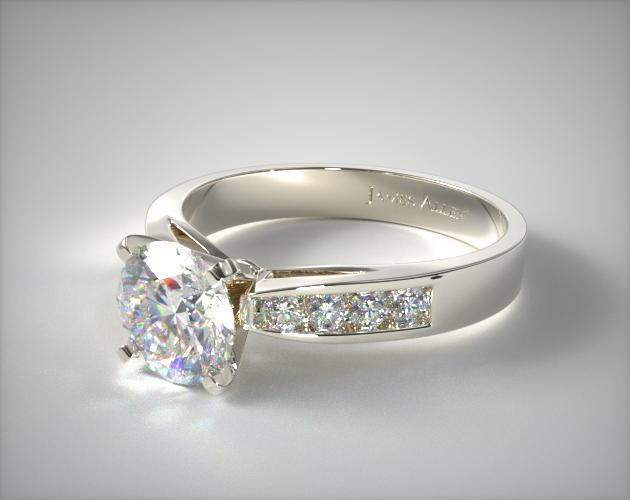 18K White Gold 0.16ct Channel Set Round Shaped Diamond Engagement Ring