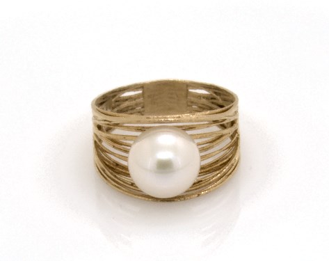 14K Yellow Gold Textured Basket Freshwater Cultured Pearl Ring (10.0-10.5mm)