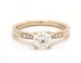 Various carat combinations for the selected ring