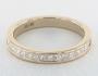 Various carat combinations for the selected ring