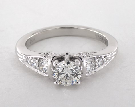 Platinum Side stones Setting