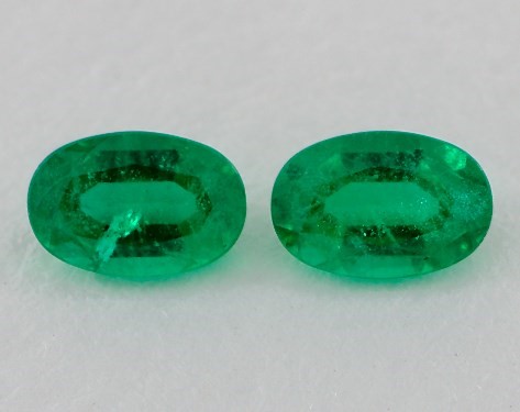  
        0.75 Total Carat 
        
        Oval 
        Green Emeralds