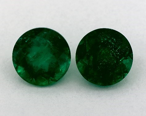  
        1.62 Total Carat 
        
        Round 
        Green Emeralds