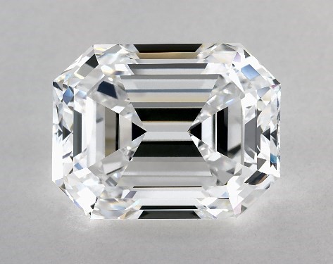  
        9.08  Carat 
        
        emerald 
        diamond
