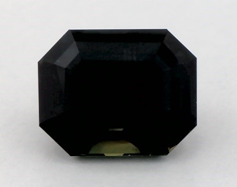  3.31 Carat Green Sapphire   Emerald gemstones