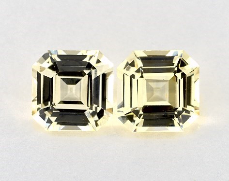  
        6.24 Total Carat 
        
        Emerald 
        Yellow Sapphires